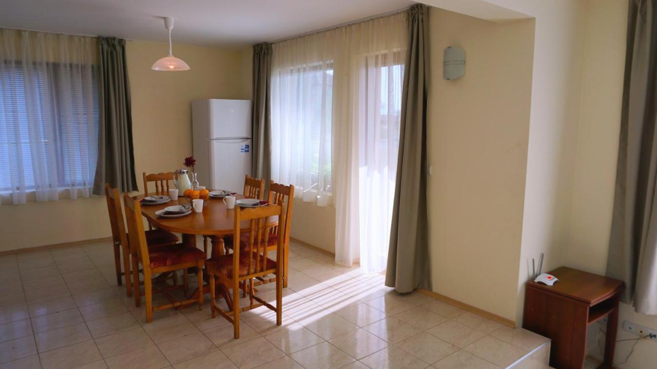 Вила Помело - Family Villa Pomelo Bulgarevo Luaran gambar