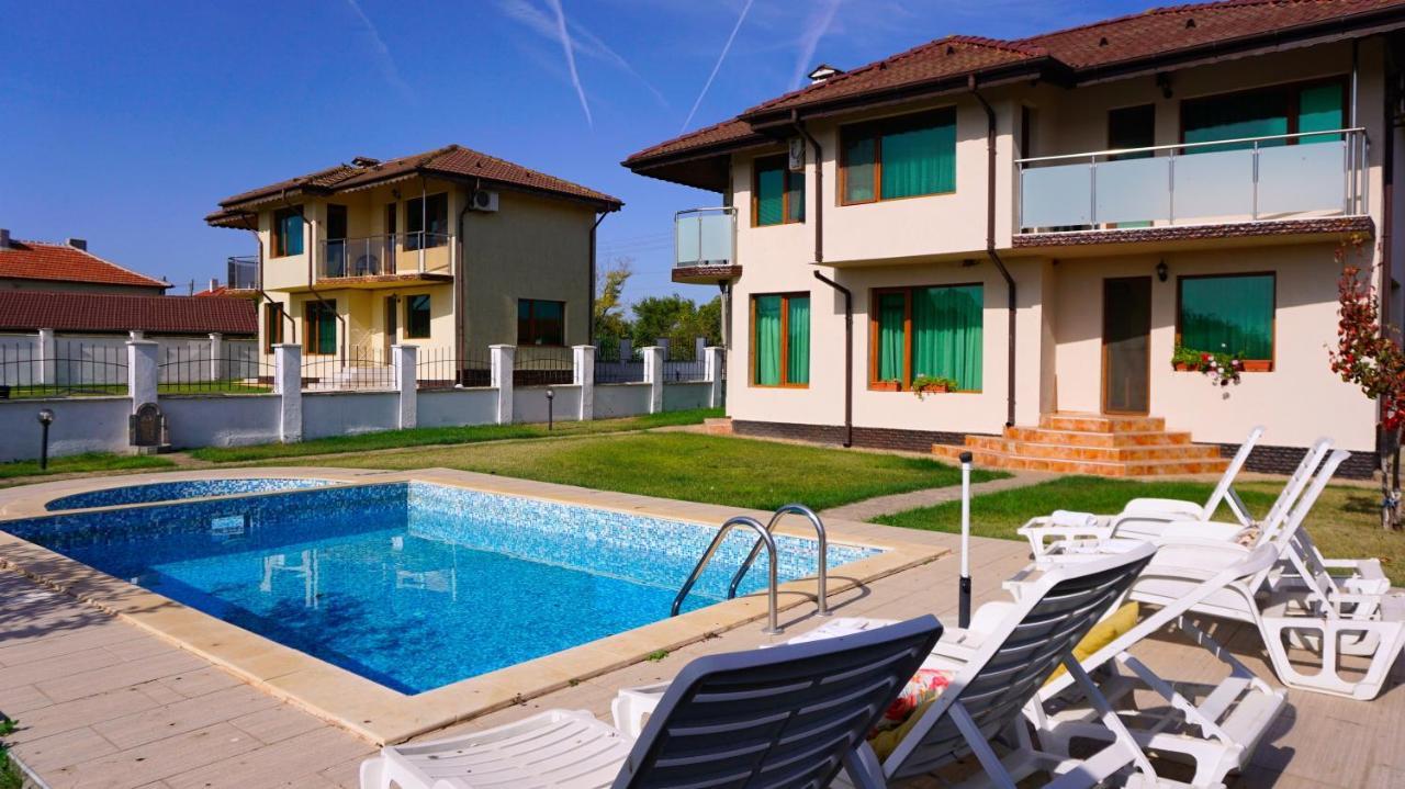 Вила Помело - Family Villa Pomelo Bulgarevo Luaran gambar