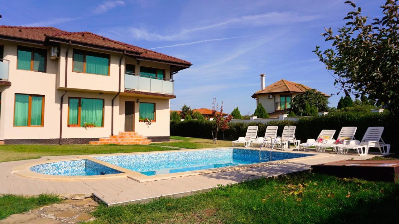 Вила Помело - Family Villa Pomelo Bulgarevo Luaran gambar