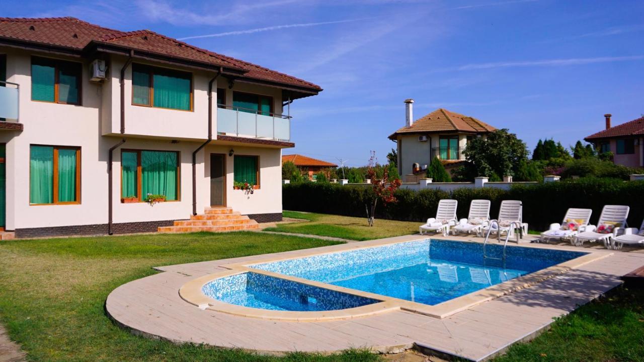 Вила Помело - Family Villa Pomelo Bulgarevo Luaran gambar