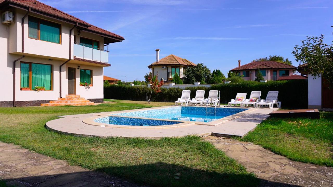 Вила Помело - Family Villa Pomelo Bulgarevo Luaran gambar