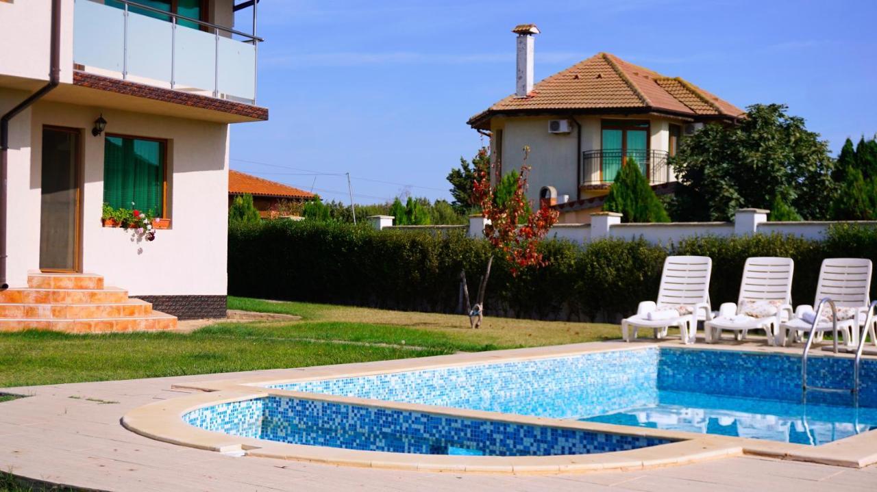 Вила Помело - Family Villa Pomelo Bulgarevo Luaran gambar
